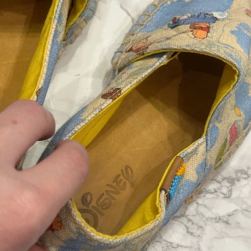 Disney Ubuntu Winnie the Pooh Espadrilles Slip On Shoes 6.5W
